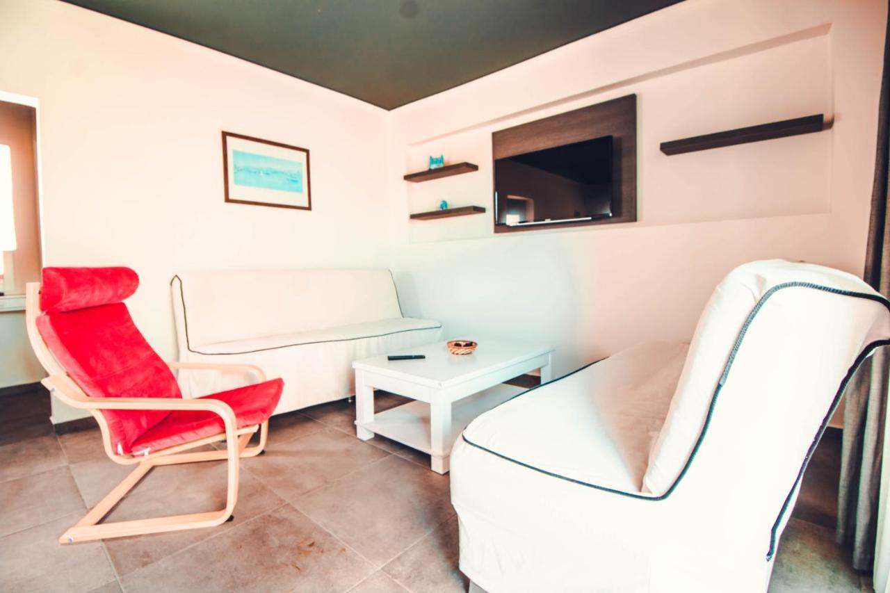 Muskebi Apart Otel Ortakent Buitenkant foto