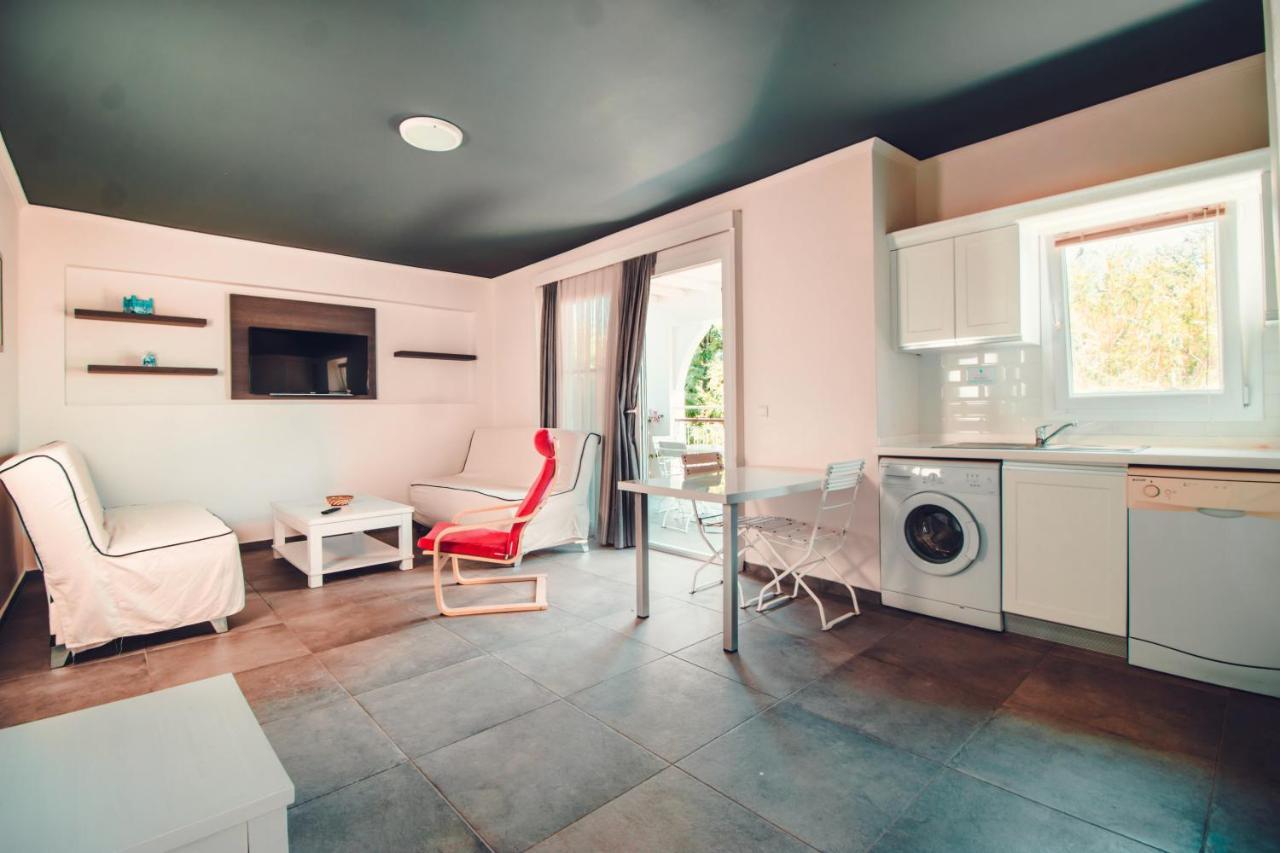 Muskebi Apart Otel Ortakent Buitenkant foto