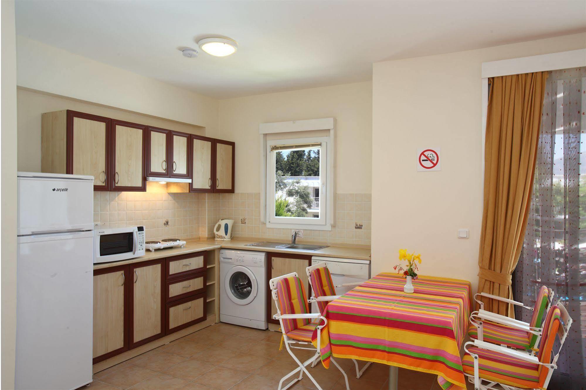 Muskebi Apart Otel Ortakent Buitenkant foto